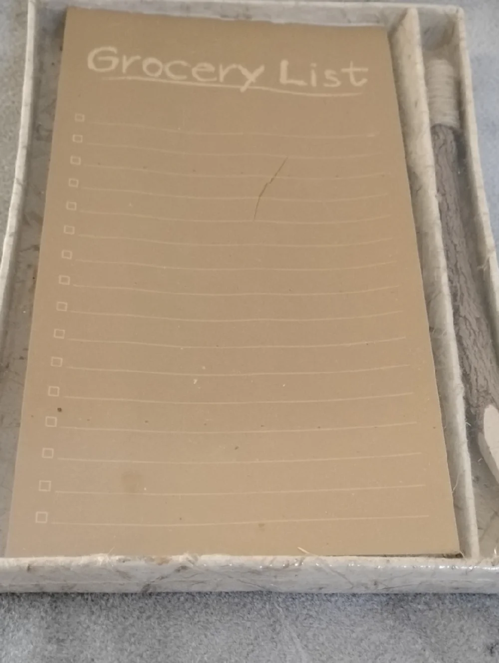D- NWT Eco Frieni Grocery List Notepad with Wood Pencil